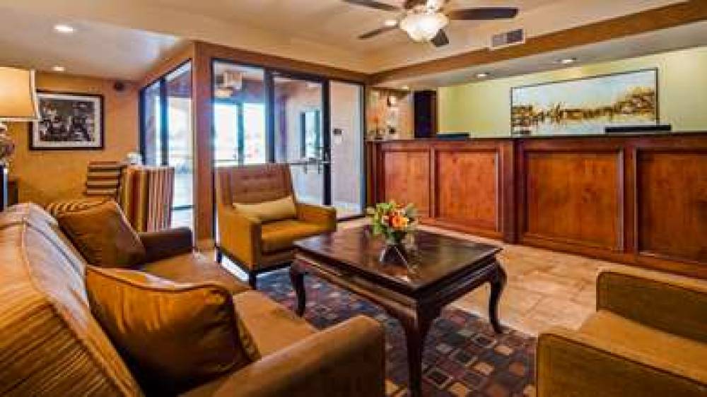 Best Western Exeter Inn & Suites 2