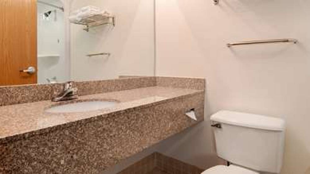 Best Western Garden Inn 9