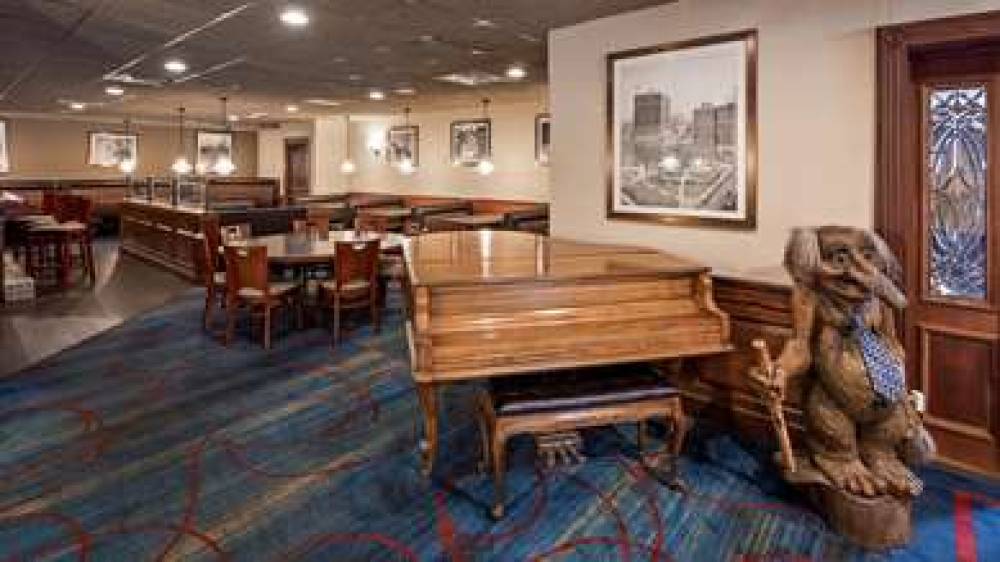 Best Western Greenfield Inn 1
