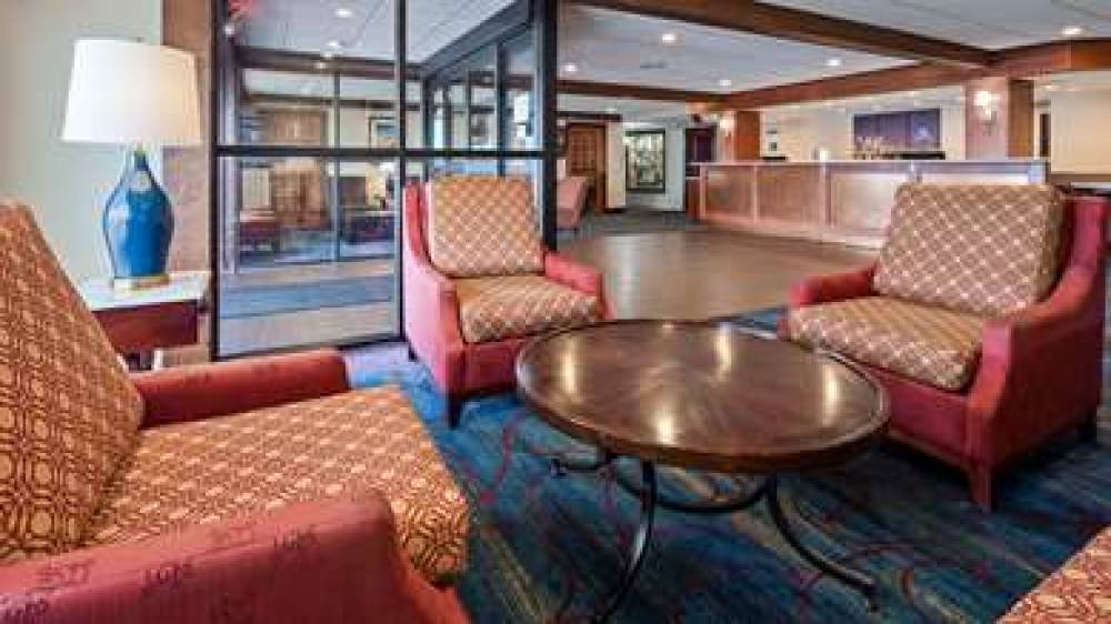 Best Western Greenfield Inn 5