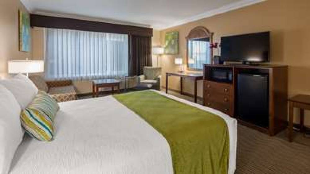 Best Western Harbour Inn & Suites 10