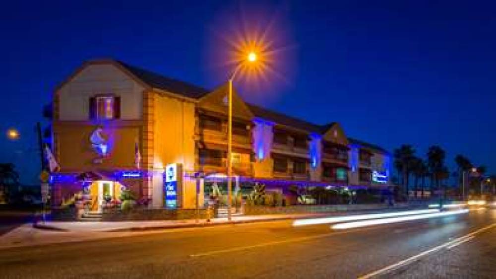 Best Western Harbour Inn & Suites 1