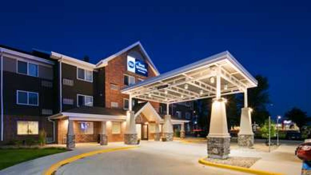 Best Western Harvest Inn & Suites 1