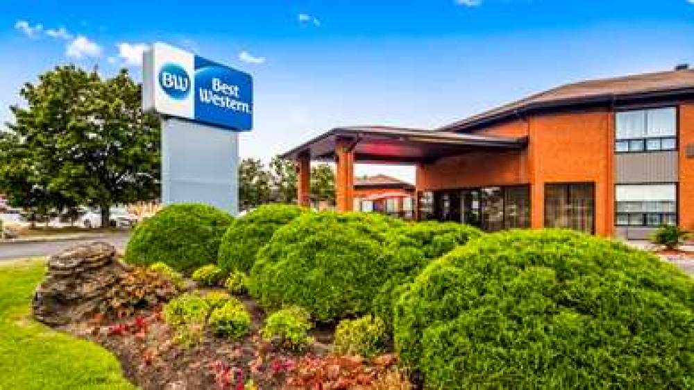 Best Western Hotel Brossard 1