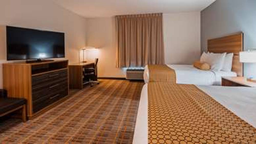 Best Western Ingleside Inn & Suites 4
