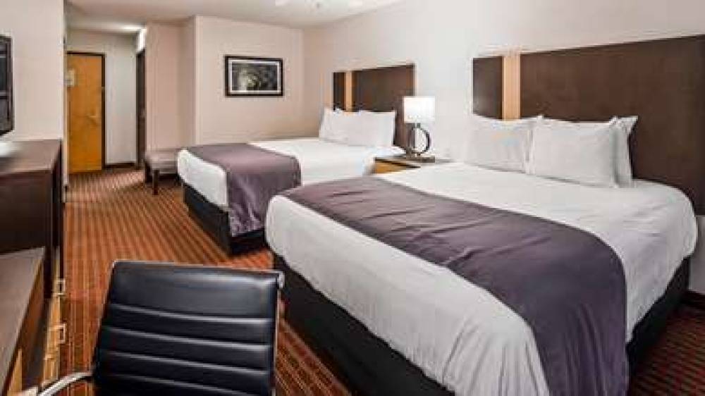Best Western Inn & Suites 4