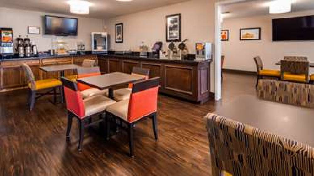 Best Western Inn & Suites 9