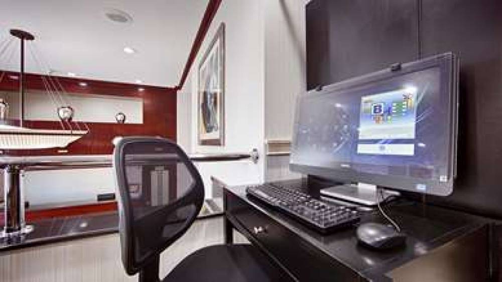 Best Western JFK Airport Hotel 3