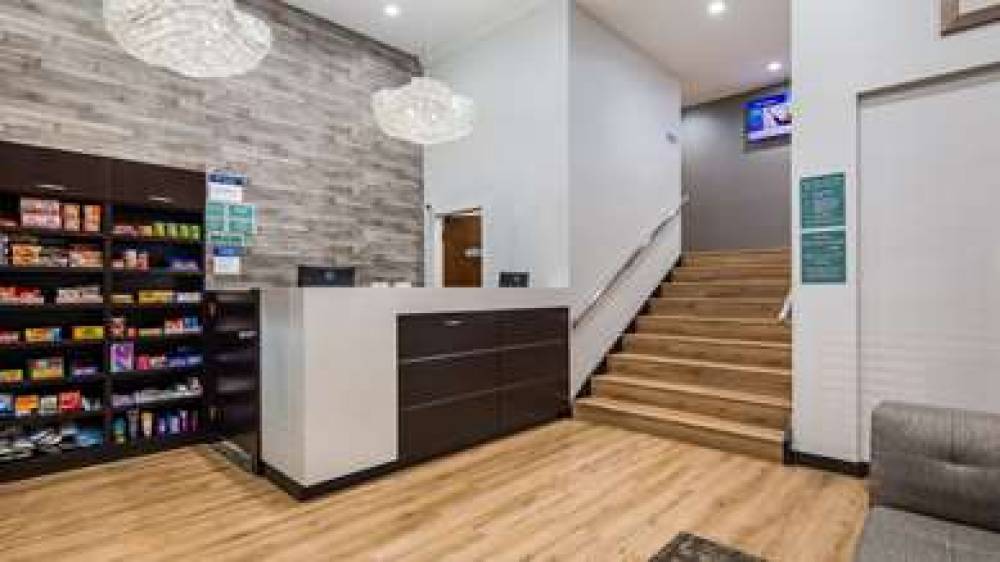 Best Western JFK Airport Hotel 7