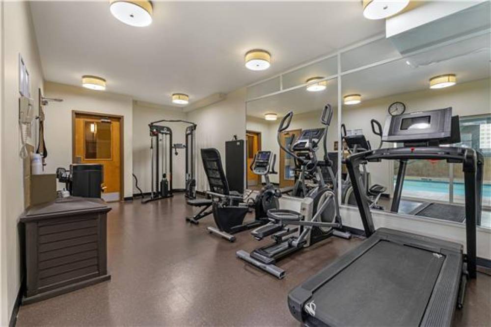 Best Western King George Inn & Suites 1