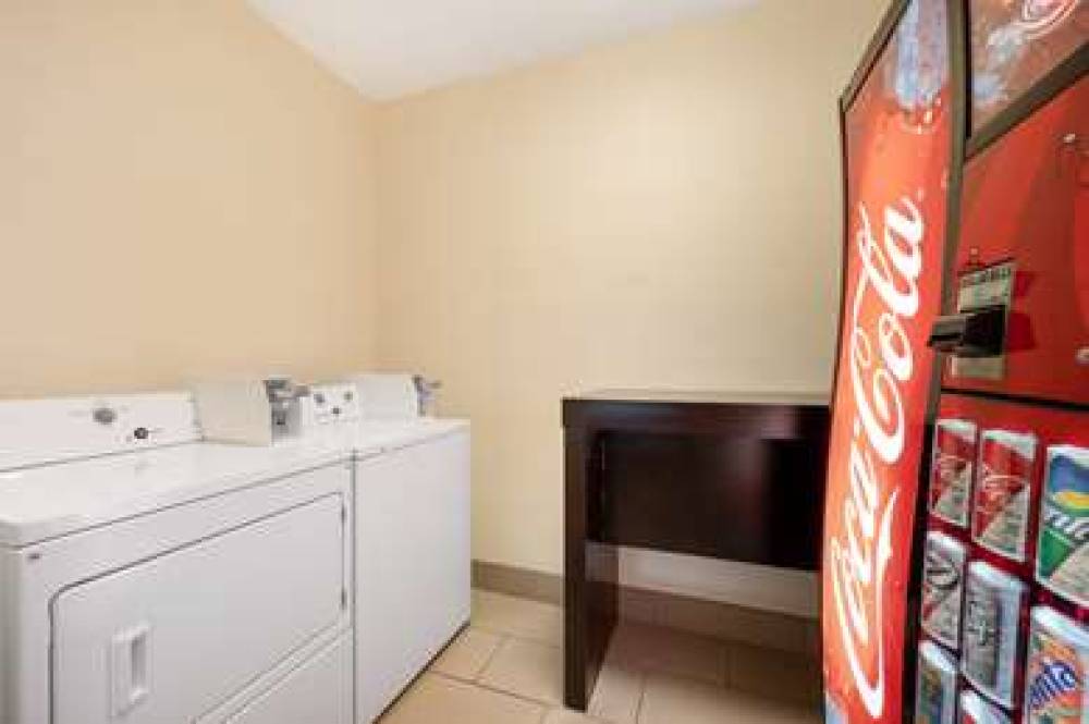 Best Western Kokomo Hotel 6