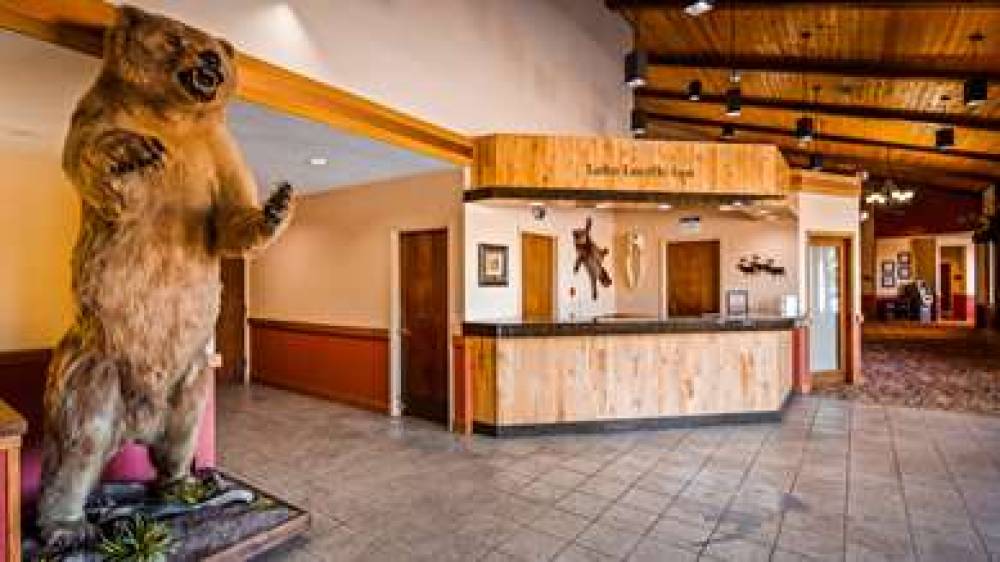 BEST WESTERN Lake Lucille Inn 3