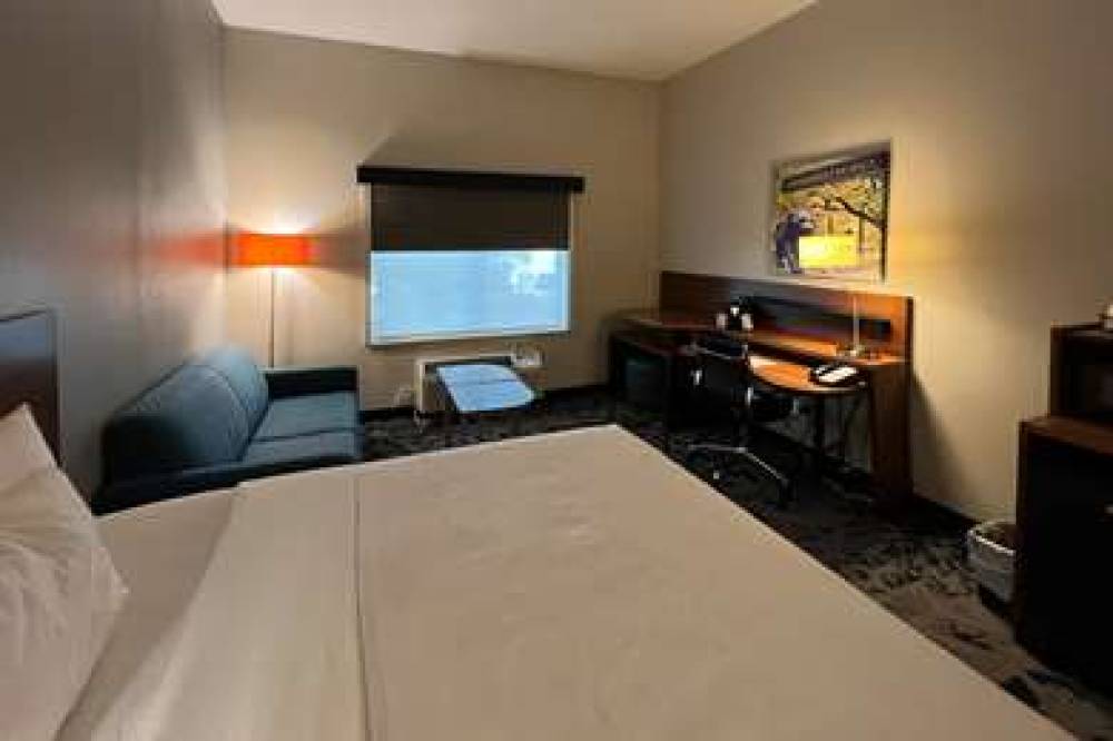 Best Western LSU/Medical Corridor Inn & Suites 3