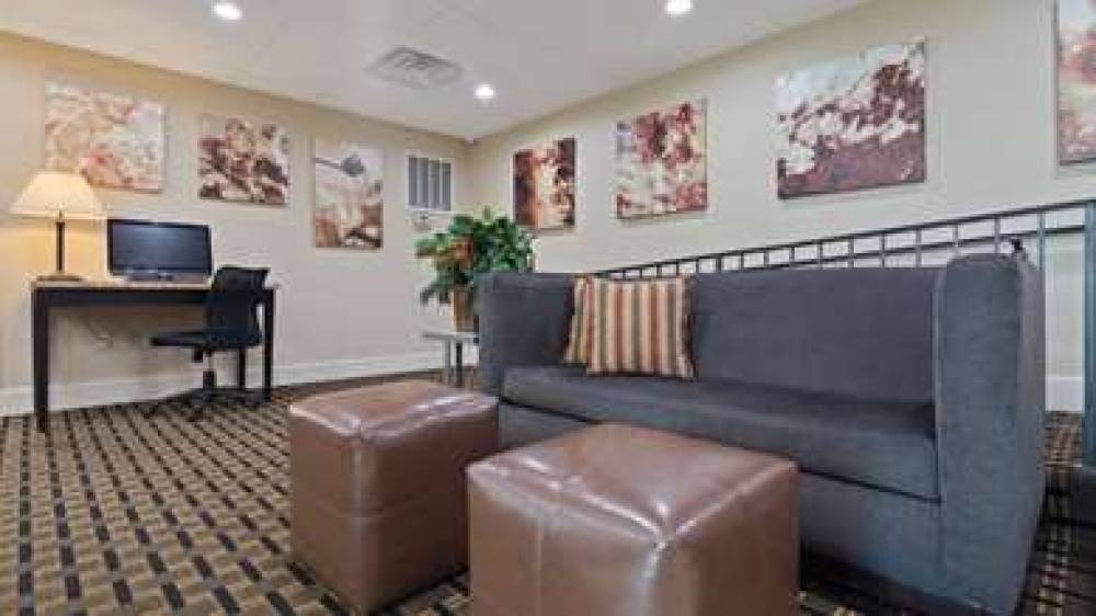 Best Western Lumberton 10