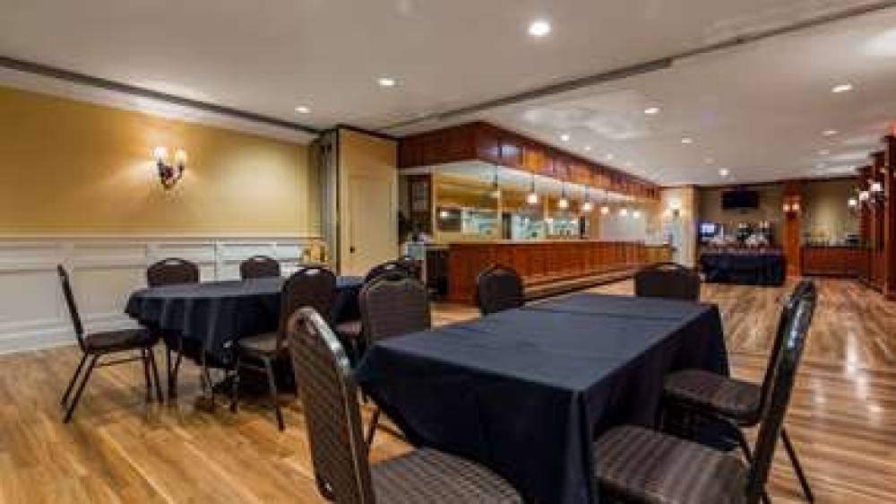 Best Western Mill River Manor 5
