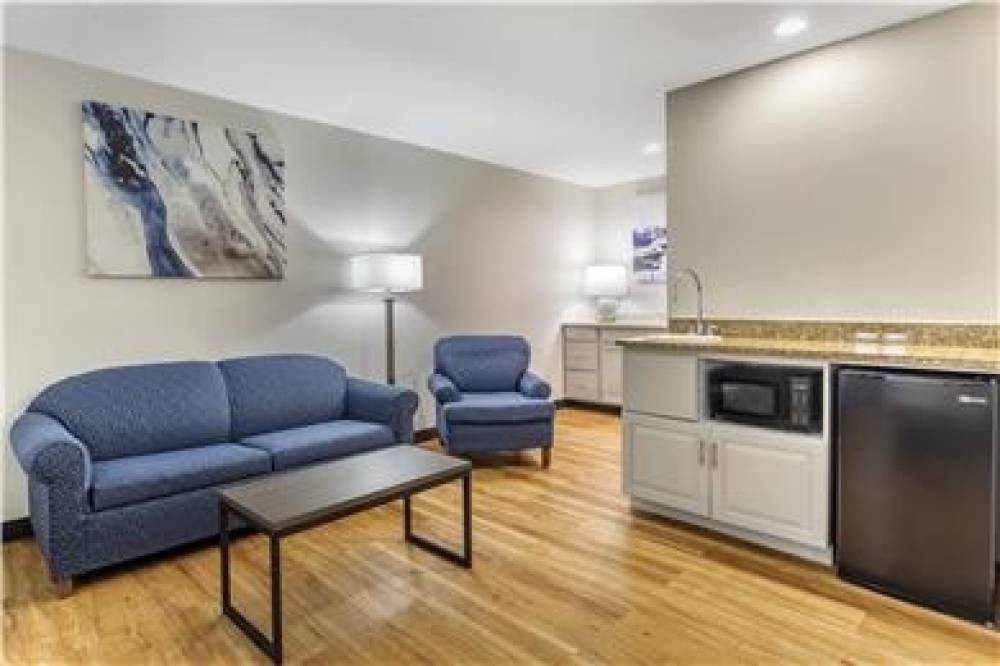 Best Western Mystic Hotel 1