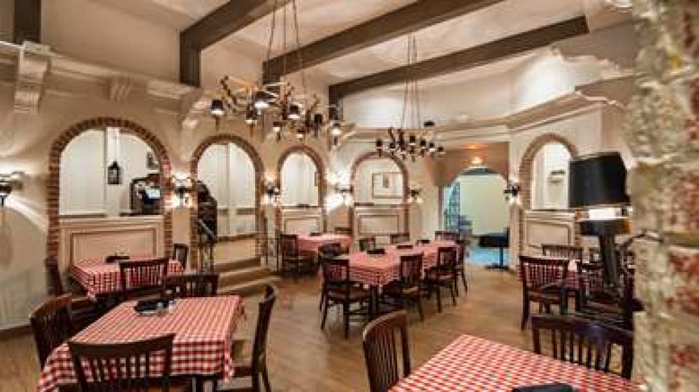 Best Western North Bay Hotel & Conference Centre 10