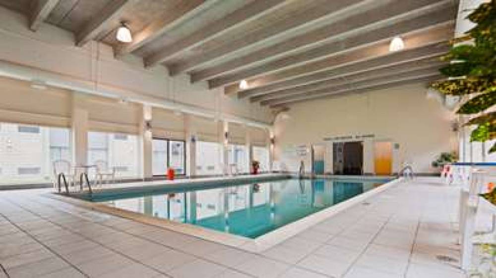 Best Western North Bay Hotel & Conference Centre 7