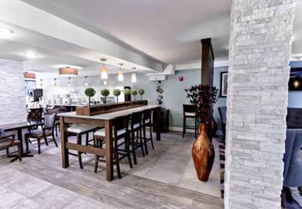 Best Western Ocean Breeze Inn 8