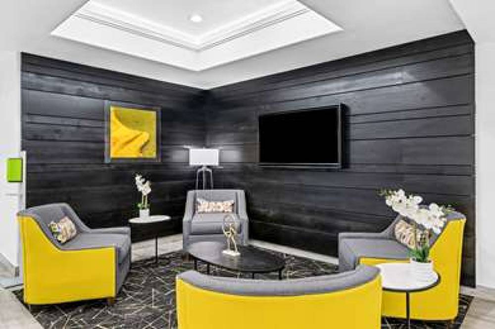 Best Western Palace Inn & Suites 1
