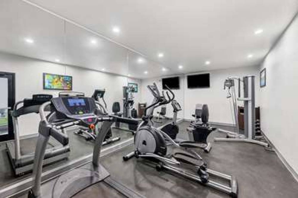 Best Western Palace Inn & Suites 9