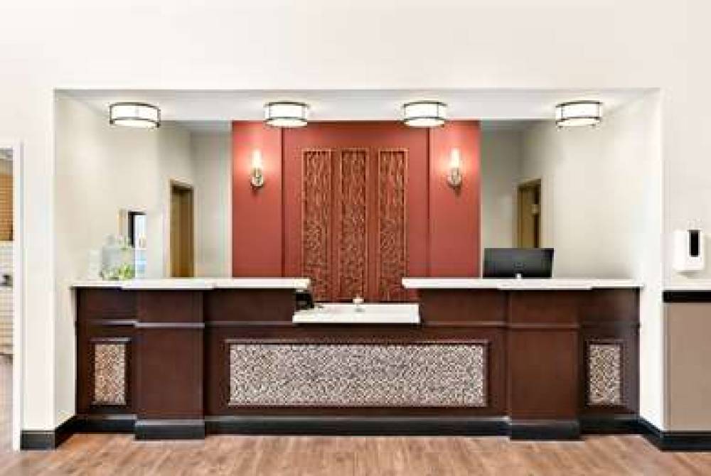 Best Western Palmyra Inn & Suites 8
