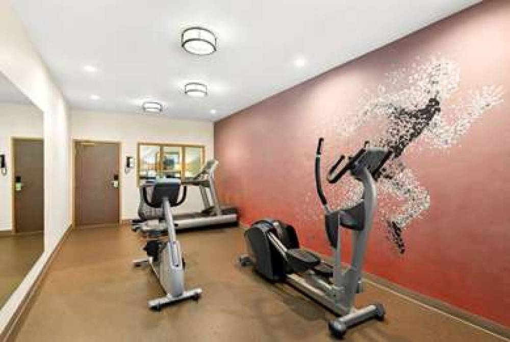 Best Western Palmyra Inn & Suites 2