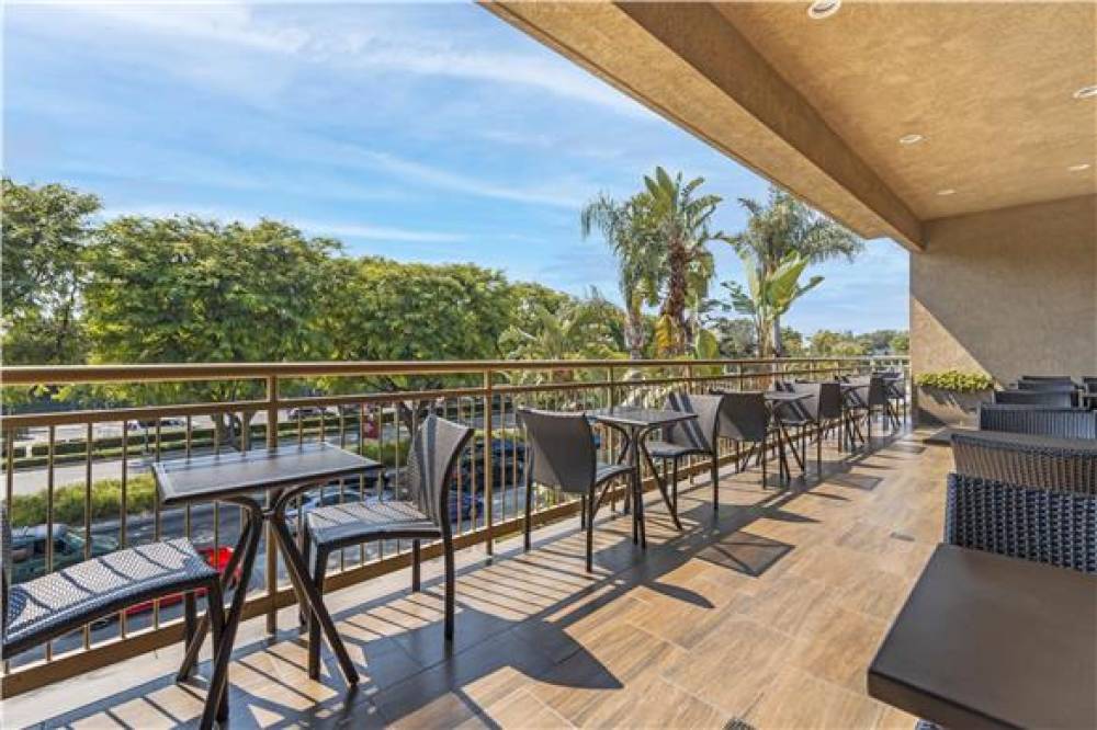 Best Western Plus Anaheim Inn 5
