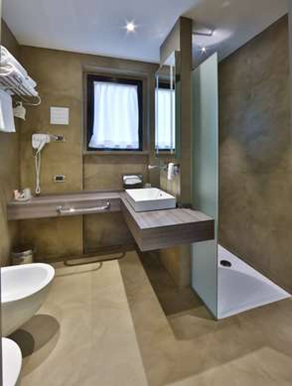 Best Western Plus BorgoLecco Hotel 10