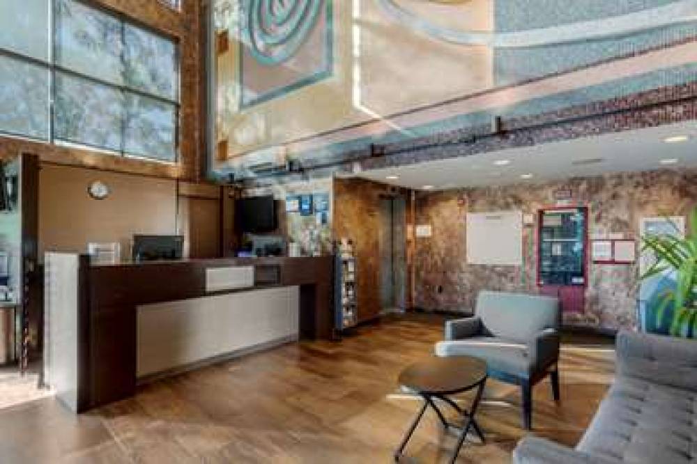 Best Western Plus Brooklyn Bay Hotel 5