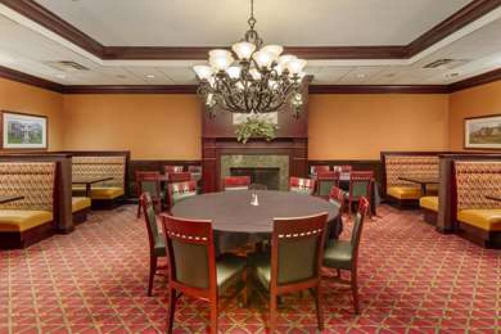 Best Western Plus Burlington 10