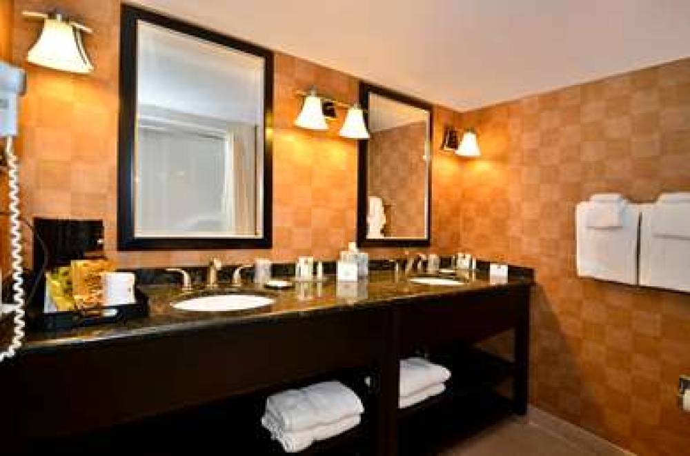 Best Western Plus BWI Airport Hotel - Arundel Mills 8