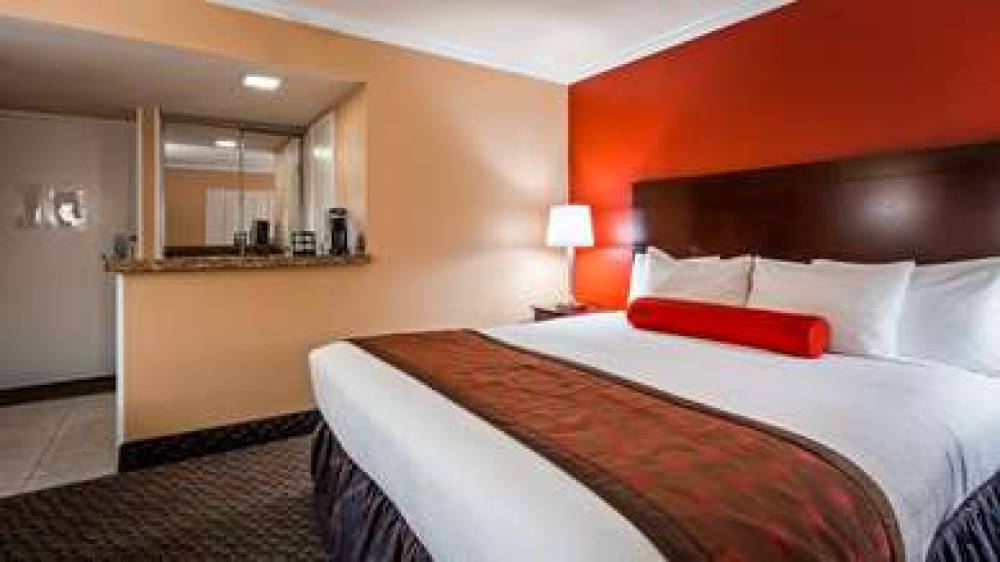 Best Western Plus Casino Royale-Center Strip 6
