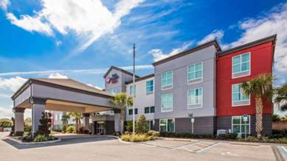 Best Western Plus Chain Of Lakes Inn & Suites 1