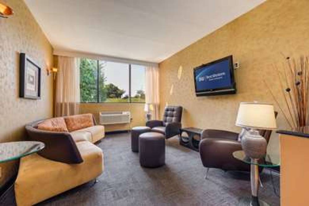 THE INDEPENDENCE INN CHARLOTTE 10