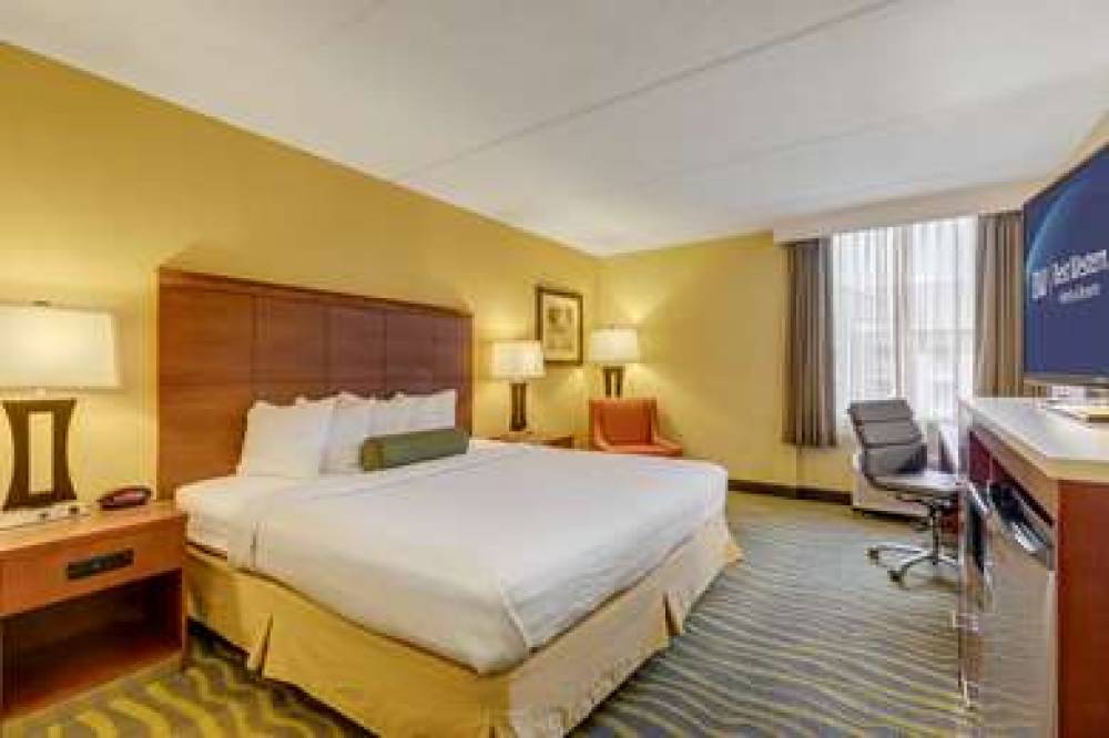 THE INDEPENDENCE INN CHARLOTTE 2