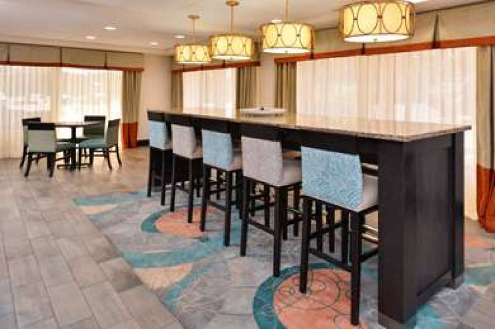 Best Western Plus Chicagoland - Countryside 6
