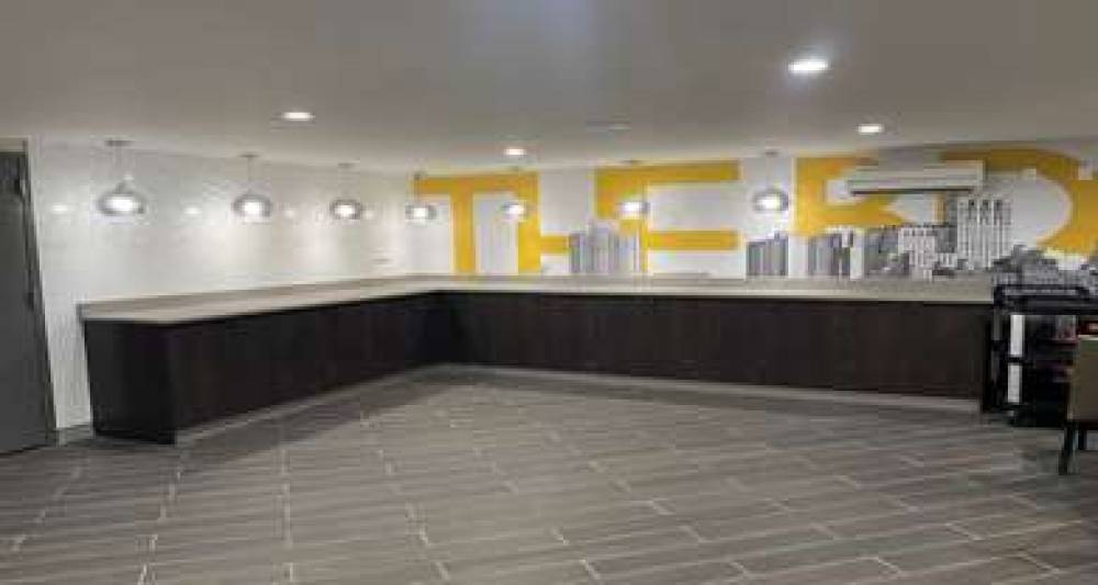 Best Western Plus City Line Hotel 4