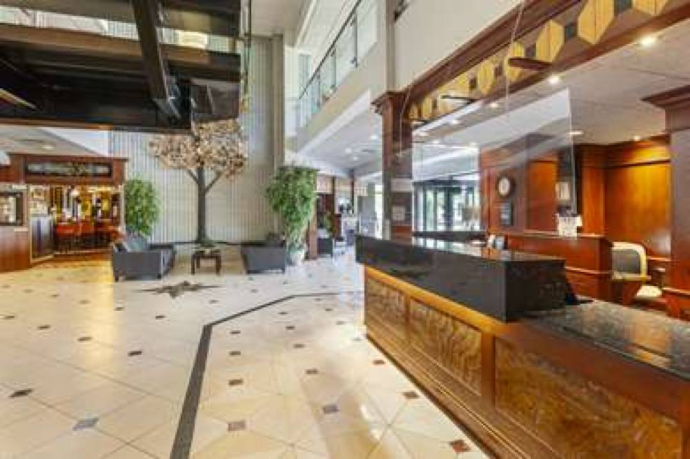 Best Western Plus Cobourg Inn & Convention Centre 6