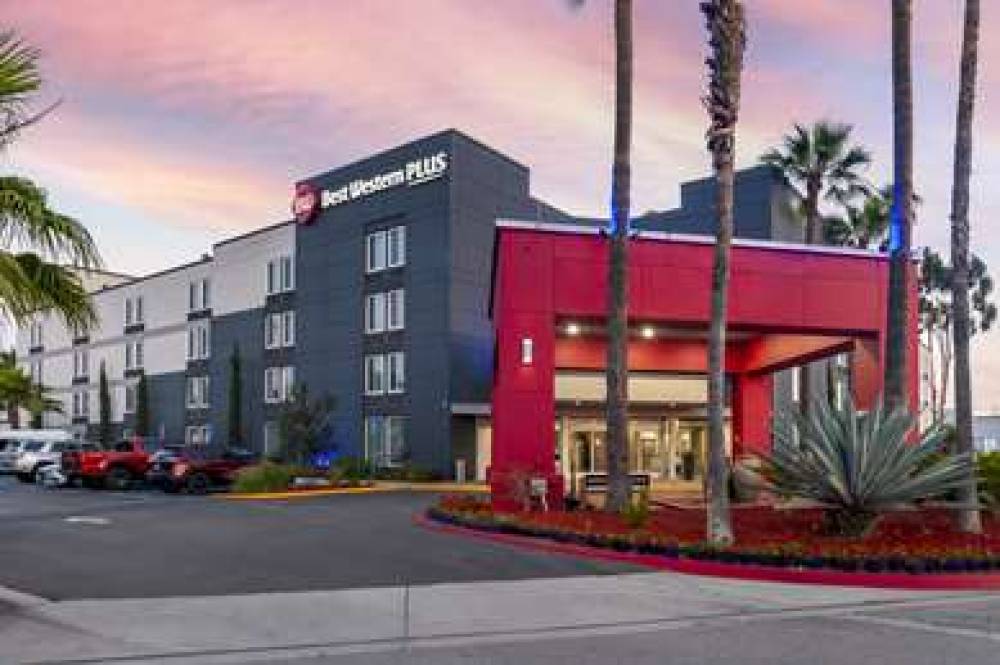 Best Western Plus Commerce Hotel 2