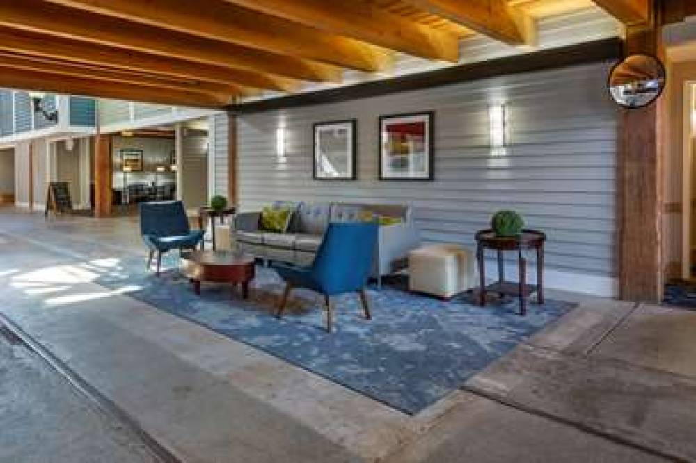 Best Western Plus Como Park Hotel 2