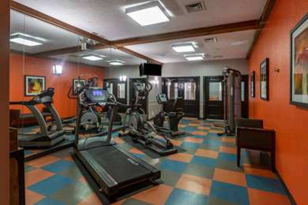 Best Western Plus Como Park Hotel 7