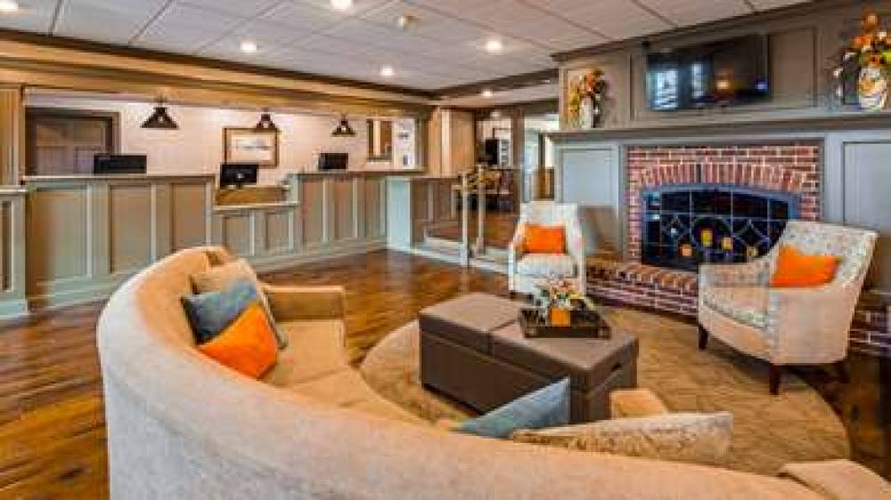 Best Western Plus Country Cupboard Inn 6