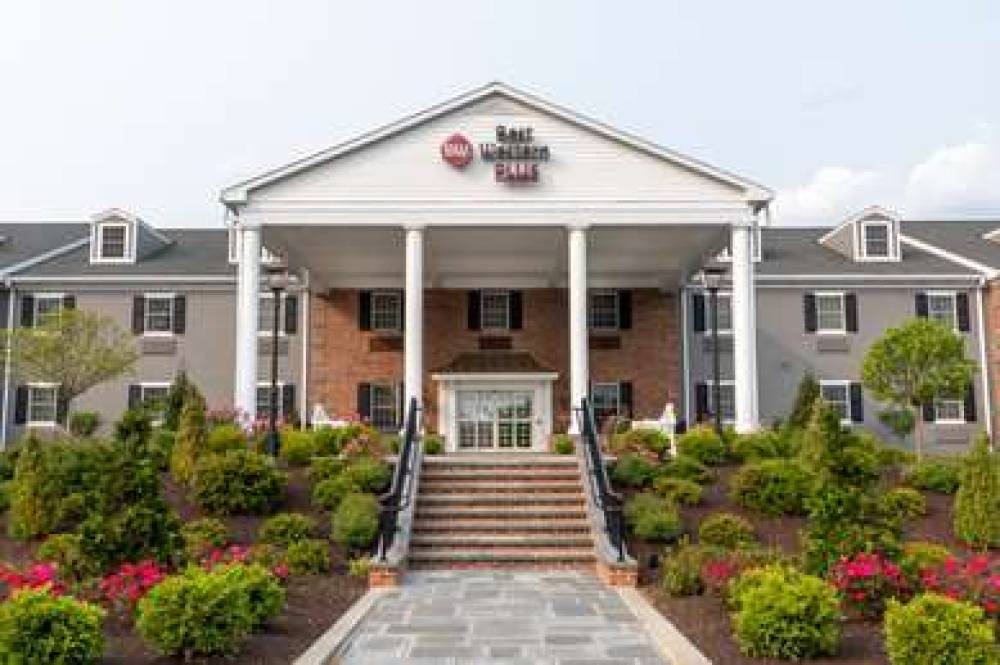 Best Western Plus Country Cupboard Inn 1