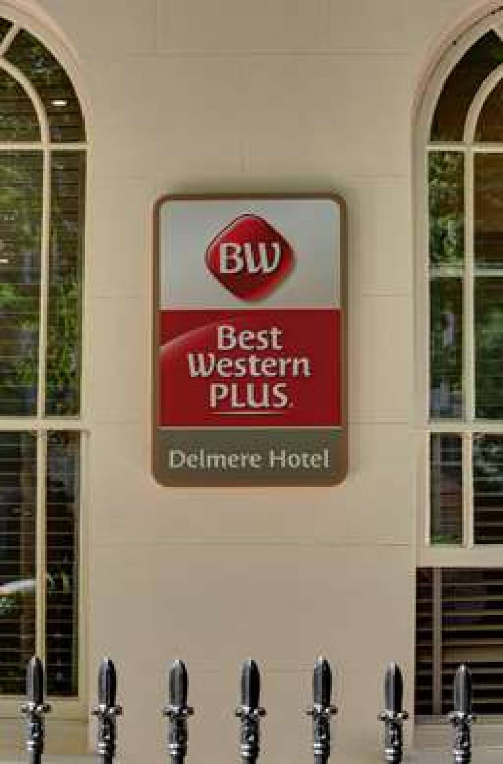 Best Western Plus Delmere Hotel 9
