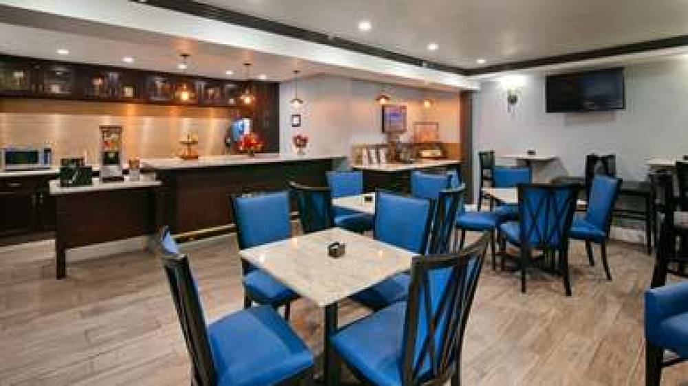 Best Western Plus Diamond Valley Inn 7