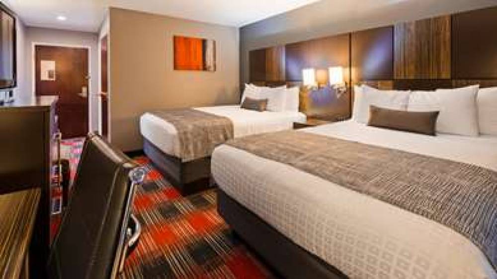 Best Western Plus Fairfield Hotel 4