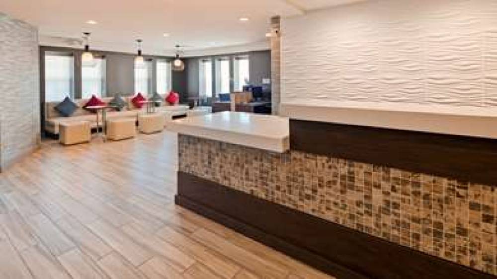 Best Western Plus Fairfield Hotel 3