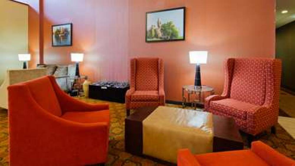 Best Western Plus Finger Lakes Inn & Suites 4