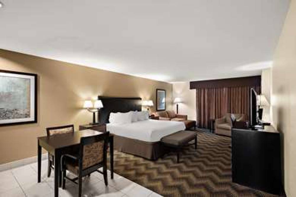 Best Western Plus Gold Country Inn 8